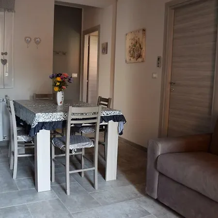 بيت للعطل Maretna Sicily ماسكالي